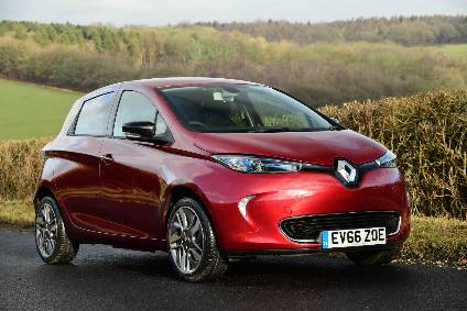 New Renault Zoe Z E 40 A 400km Range Electric Car Automotive Industry Analysis Just Auto