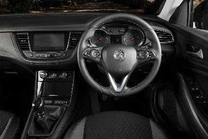 Interior Design And Technology Vauxhall Grandland X Automotive Industry Analysis Just Auto