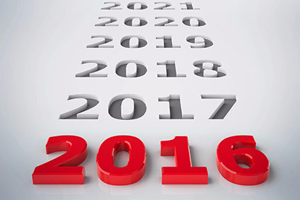2016年 - 每年审查