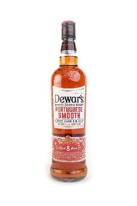 Bacardis Dewars Portuguese Smooth Series 8 Year Old is the first in a new range